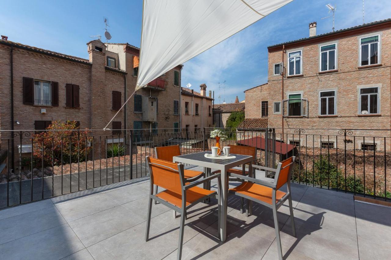 Ferrara Casa Dell'Archivolto Con Garage Apartment Екстериор снимка