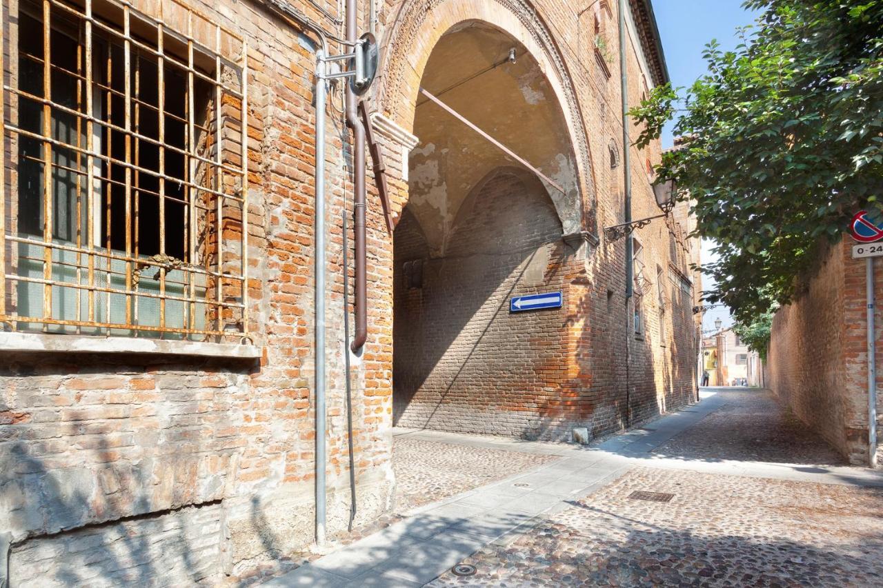 Ferrara Casa Dell'Archivolto Con Garage Apartment Екстериор снимка